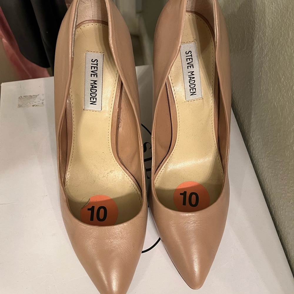 Women’s Steve Madden Heels Size 10
